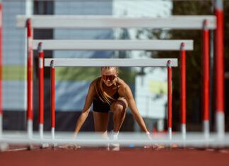 Alteraciones del ciclo menstrual en deportistas: un síntoma de alarma infravalorado mujer deportista
