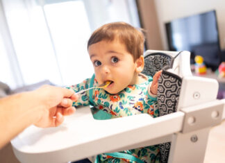 Alimentos infantiles que no cumplen criterios de salud bebe
